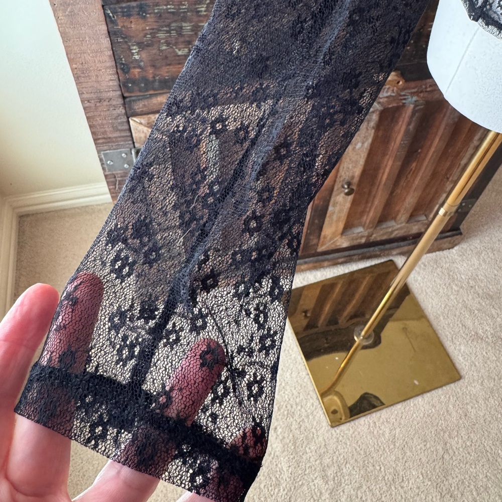 TopShop Black Lace Top - size 10 (M) - Picture 10 of 13